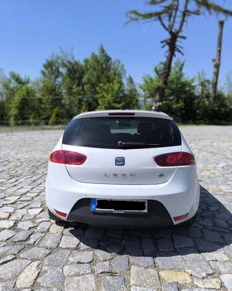 Seat Leon cena 28500 przebieg: 226000, rok produkcji 2011 z Braniewo małe 92